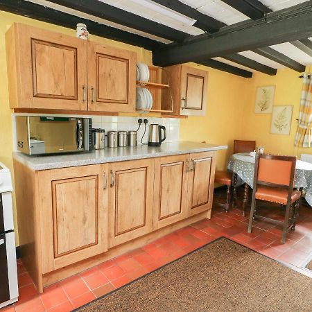 Caerau Farm House Llanidloes Bagian luar foto