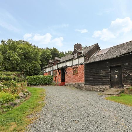 Caerau Farm House Llanidloes Bagian luar foto