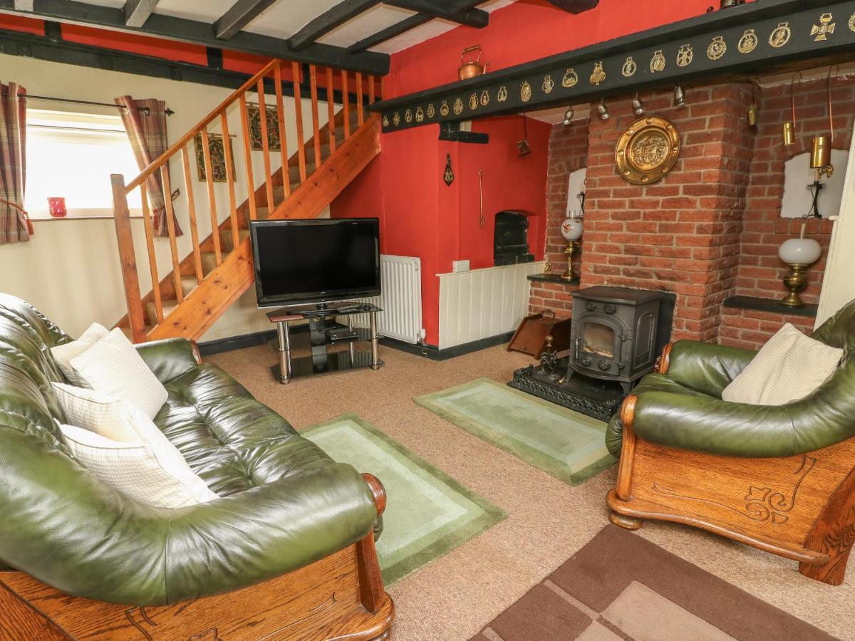 Caerau Farm House Llanidloes Bagian luar foto