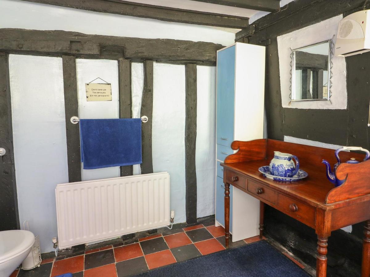 Caerau Farm House Llanidloes Bagian luar foto